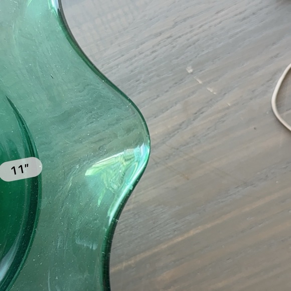 Distinctive elegant epergne Glass Vase and Bowl Set - Picture 7 of 9